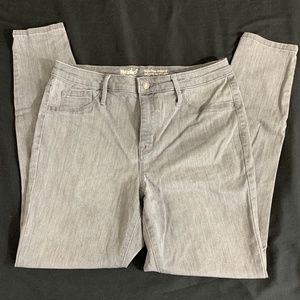 Grey Mossimo High Rise Jegging